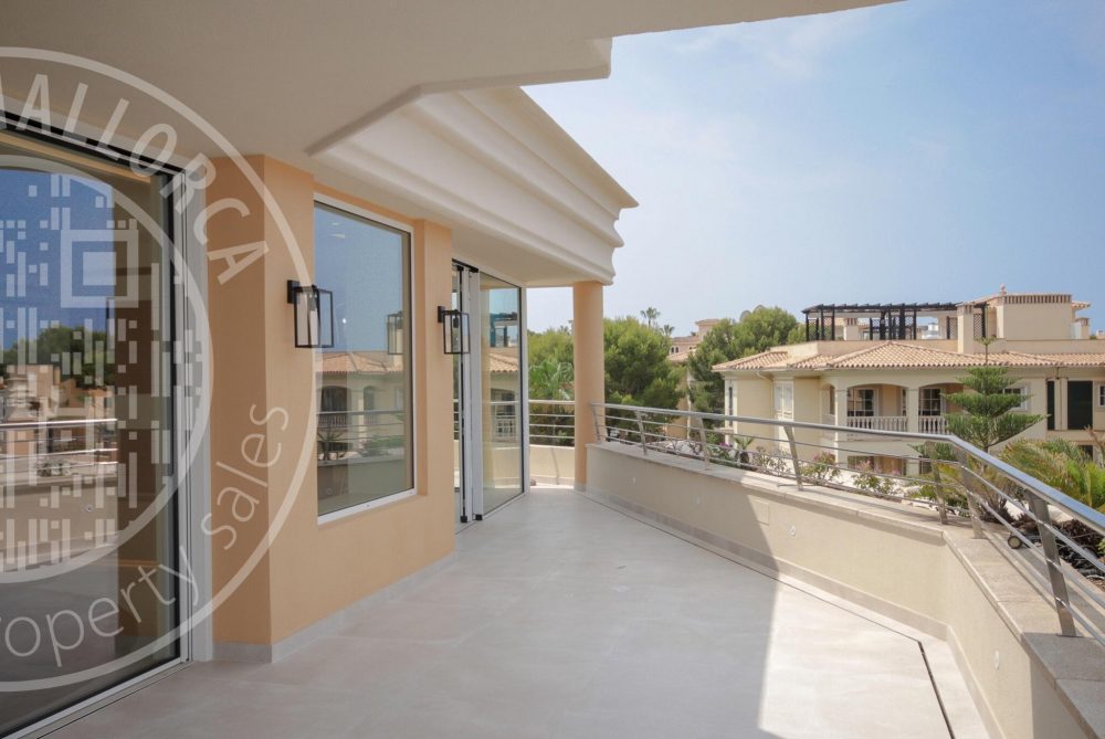 240630 DIRECT MALLORCA Luxury Sea View Penthouse near Adriano Mallorca_ (13)