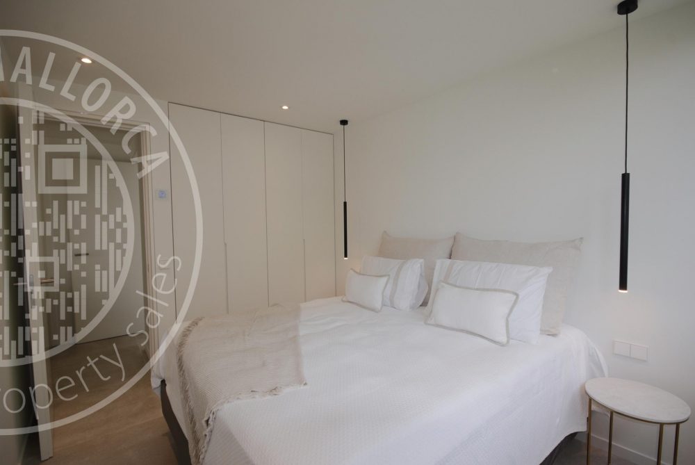240630 DIRECT MALLORCA Luxury Sea View Penthouse near Adriano Mallorca_ (21)