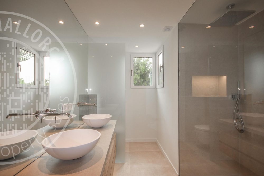 240630 DIRECT MALLORCA Luxury Sea View Penthouse near Adriano Mallorca_ (23)